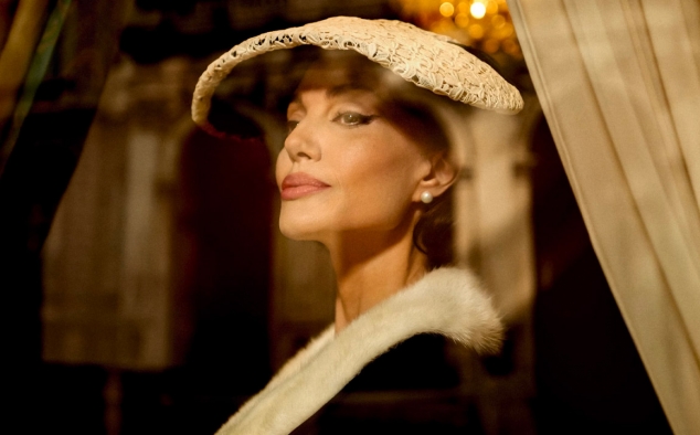 Immagine 6 - Maria, immagini del film biografico sulla Callas di Pablo Larraín con Angelina Jolie, Pierfrancesco Favino, Alba Rohrwacher